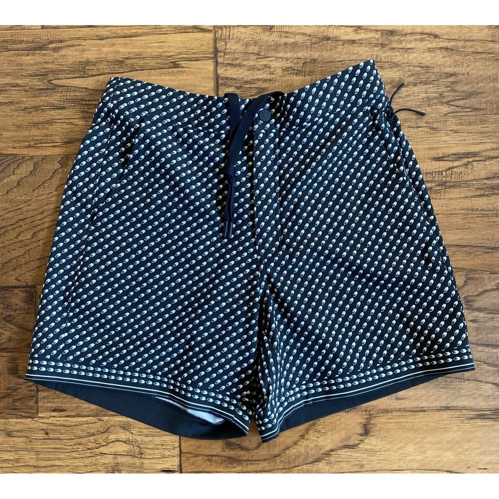 VRST‎ Men's Resort Shorts Size Small NEW 6" Inseam Deep Denim Print Black